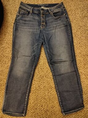 Maurices Women’s High Rise Jeans - Classic Midwash Denim